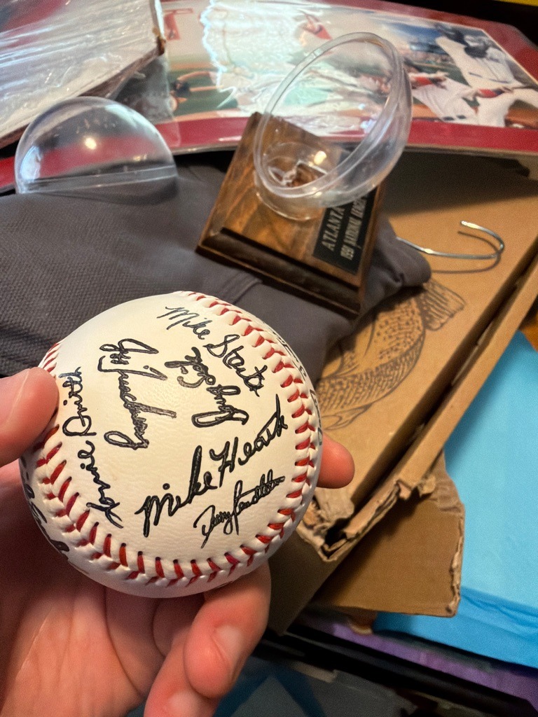 1991 Atlanta Braves Team (Terry Pendleton, Mike Heath, Mike Stanton, Lonnie Smith, etc.)