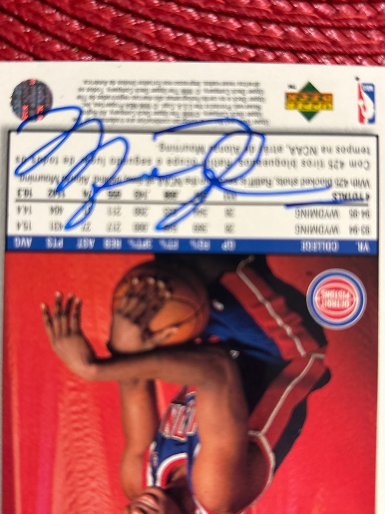 Theo Ratliff