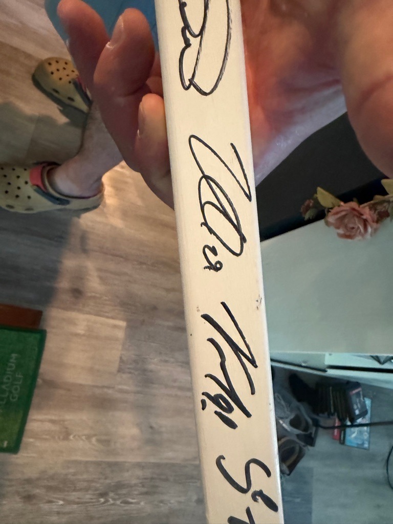 Multiple Signers (Hockey stick)