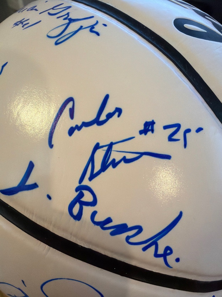 Multiple Signers (Featured center: Steve Bunce #25)