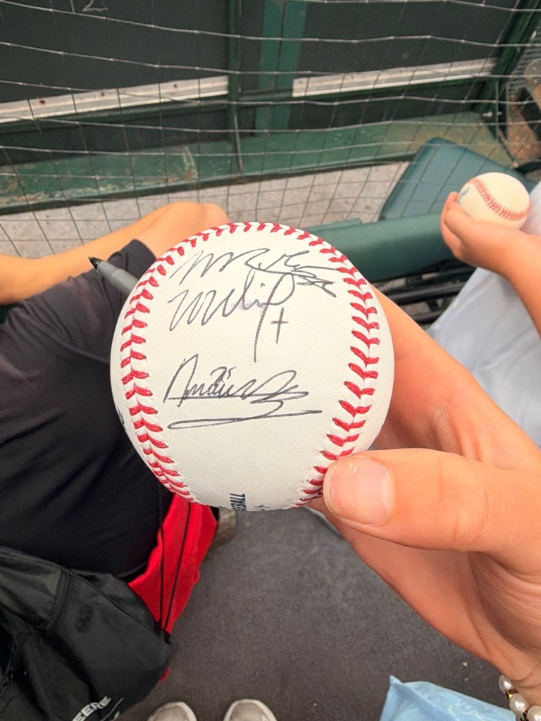 Andres Munoz and others (Multi-signed ball)