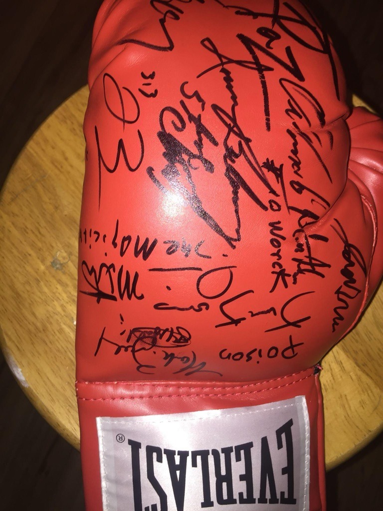 Multiple Signers (Multi-signed item including fighters such as Jake LaMotta and others)