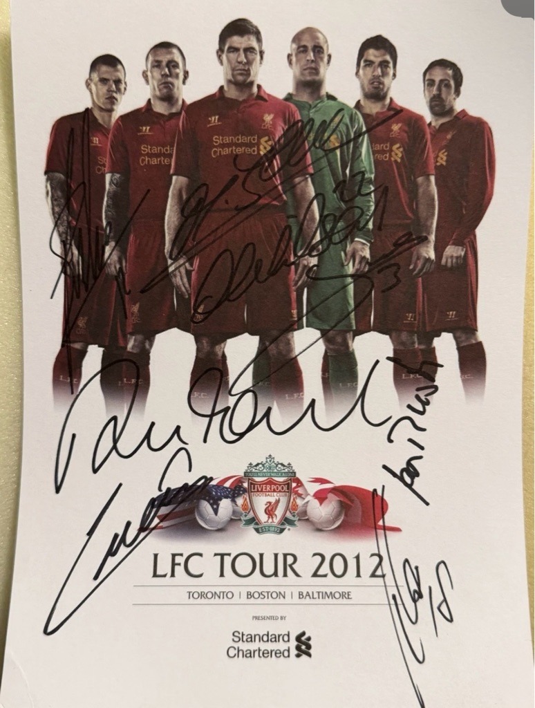 Steven Gerrard and other Liverpool FC squad members
